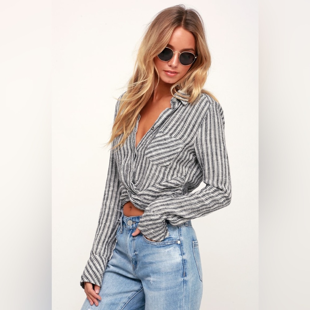 Free People - LUST FOR LIFE WHITE STRIPED LONG SLEEVE CROP TOP